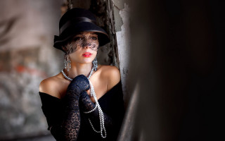 Woman hat gloves pearls fashion - art deco free wallpaper
