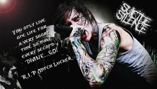 Tattooed man microphone quote wall - the wall behind free wallpaper