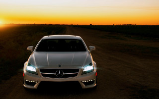 White car dirt road sunset - a dirt road free wallpaper