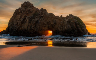 Rock formation beach light sunset - the end of it free wallpaper