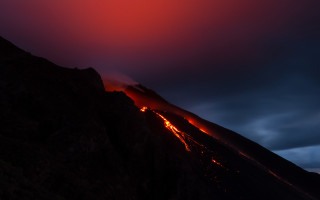 Mountain lava red sky matte - david martin free wallpaper for desktop