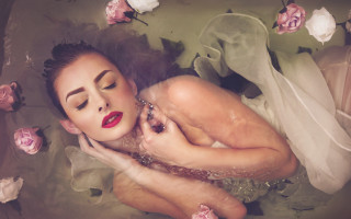 Woman bathtub flowers water veil - flower free wallpaper