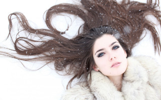 Woman long hair snow fur - the wind free wallpaper