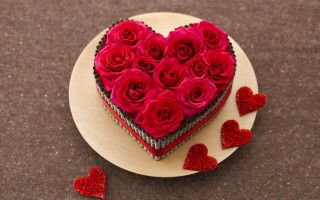 Heart roses plate love pastel - a table top free wallpaper