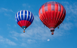Hot air balloons half moon - hot free wallpaper