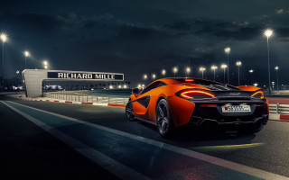 Sports car night track lights - nice free wallpaper