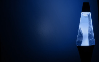 Glass vase black base blue - a glass vase free wallpaper