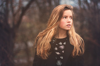 Woman forest blonde longhair portrait - a forest free wallpaper