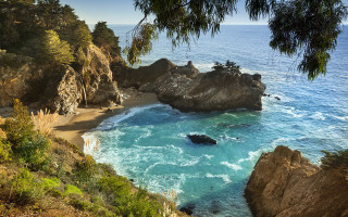 Beach rock formation water trees - regionalism free wallpaper for desktop