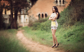 Woman dirtroad clocktower fashion chenlu - a clock tower free wallpaper