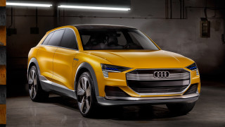 Yellow car garage light man - a garage free wallpaper for desktop