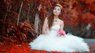 Woman white dress flower autumn - a bouquet of flowers free wallpaper