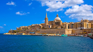 City hill ocean boats clouds - the water and a sky background free wallpaper