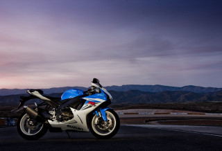 Blue white motorcycle road dusk - a pink sky free wallpaper