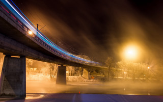 Train bridge night fog lights - long exposure free wallpaper