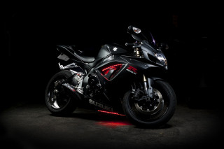 Motorcycle dark lights parked ground - the dark free wallpaper