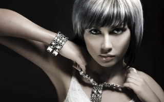 Woman jewelry gothic 3d realistic - evert collier free wallpaper
