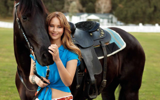 Woman horse field blonde blue - a horse in a field free wallpaper