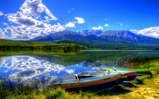 Lake shore mountains clouds boat - the shore of a lake free wallpaper