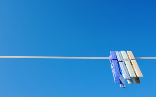Blue white hanging object wire - a wire free wallpaper