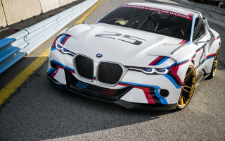 White bmw sports car race - the front of its free wallpaper