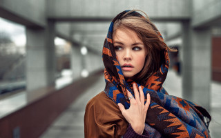 Woman scarf jacket hallway photorealistic - a scarf free wallpaper