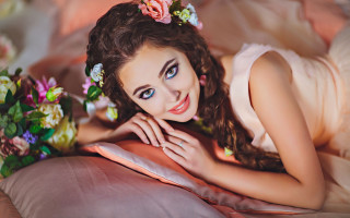 Woman flower hair bouquet fashion - flower free wallpaper