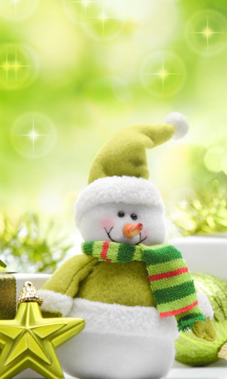 Snowman green hat scarf star - green background free wallpaper