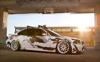 White car camouflage parking lot - a parking lot free wallpaper