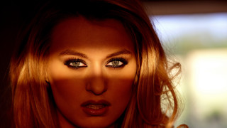 Woman longhair darkmakeup seriousportrait floriannebecker - her face free wallpaper for desktop