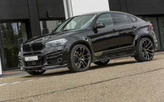 Black bmw suv building black - the side of the street free wallpaper