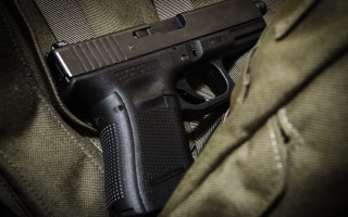 Gun backpack layered precisionism fishnets - 30mm free wallpaper