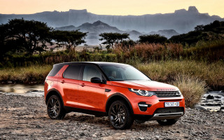 Red land rover rocky beach - rocky free wallpaper