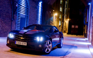Blue car night city lights - a blue car free wallpaper