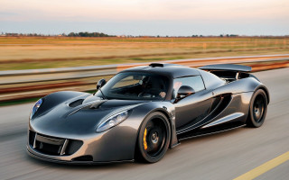Silver sports car road field 2 - a road next free wallpaper