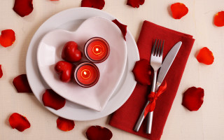 Romantic food heart candle roses - romantic free wallpaper