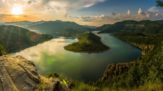 Lake mountains trees sunset sky - edi rama free wallpaper
