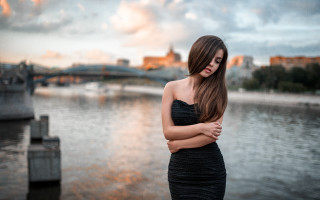 Woman black dress water bridge - a bridge in the background free wallpaper