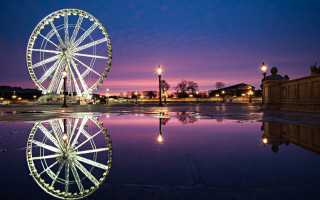 Ferris wheel reflection city night - a ferris wheel free wallpaper