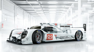 White racecar garage red white - a white race car free wallpaper