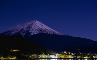 Mountain snow night city lake - peak free wallpaper
