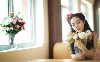 Woman flower hair vase table - ding guanpeng free wallpaper for desktop