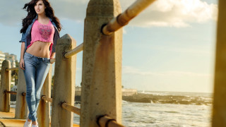 Woman pier ocean pink shirt - a pink shirt free wallpaper