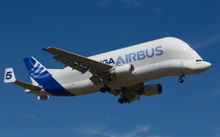 Large airplane landing gear digital - hypermodernism free wallpaper