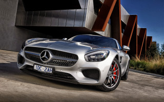Silver mercedes sports car building - silver free wallpaper