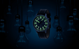 Watch green numbers hanging lights - a watch free wallpaper