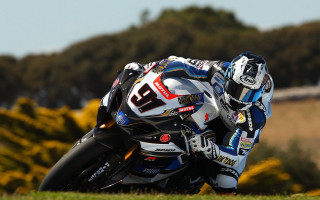 Motorcycle race track forest hill - the grass free wallpaper