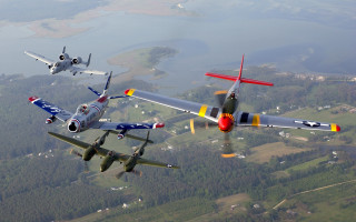 Three airplanes sky town water - winning free wallpaper for desktop