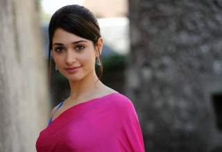 Woman pink top tree building - a pink top free wallpaper
