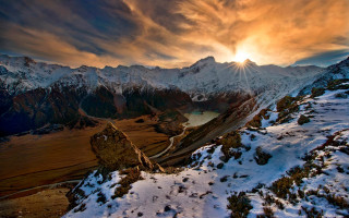 Mountain range sunset clouds lake - amir zand free wallpaper